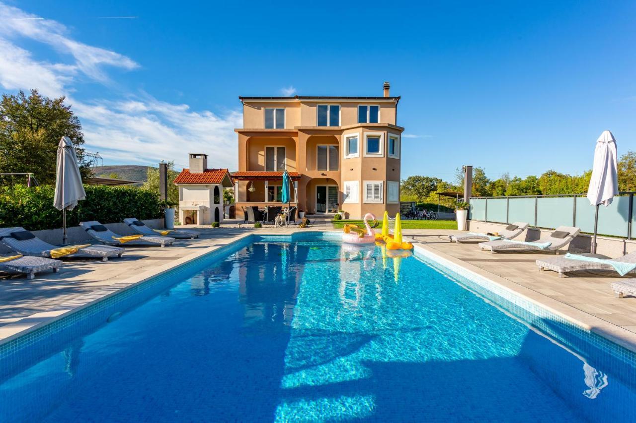 Villa Maris Dugopolje Exteriér fotografie